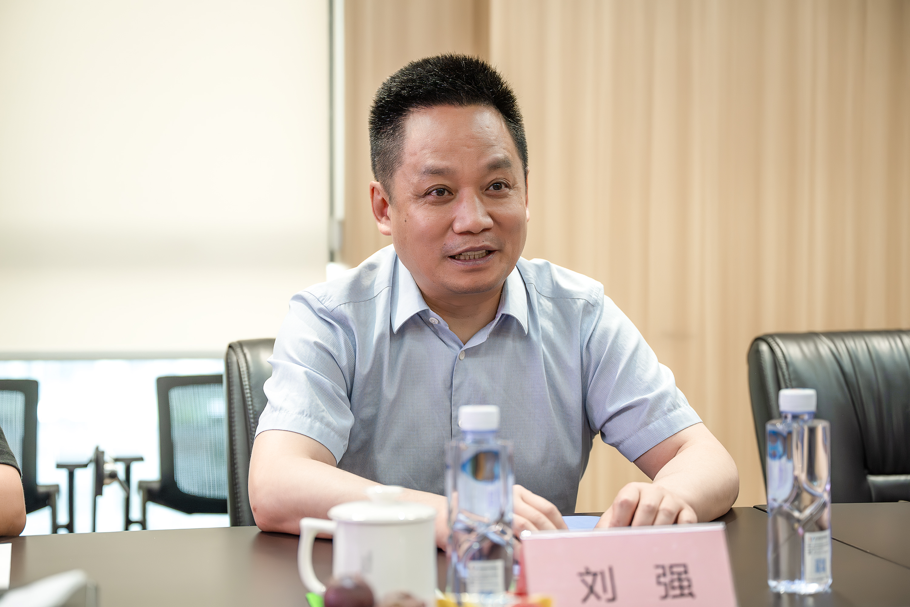 商務(wù)廳外貿(mào)運(yùn)行處來川招調(diào)研